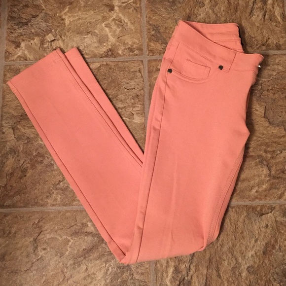 2B Bebe Denim - 2B Bebe Pinky Peach Jeggings